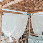 White Loft * Ίος