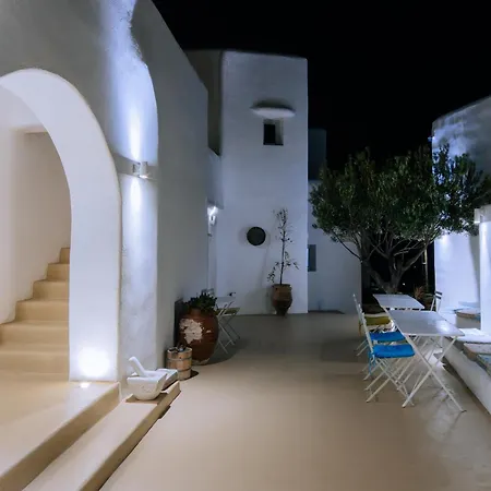 White Loft Hotel