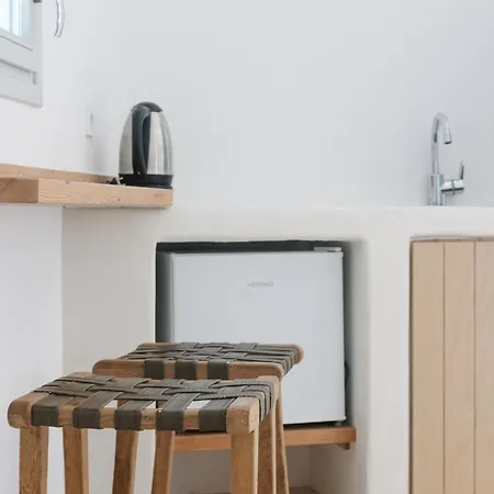 White Loft Chora (Ios)