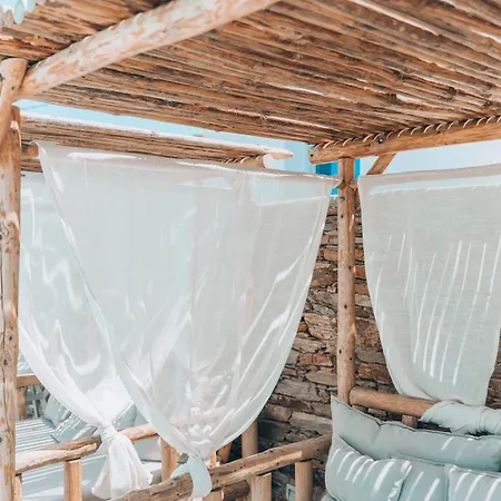White Loft * Chora