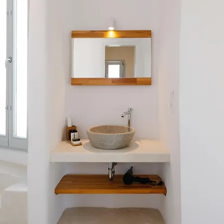 White Loft Hotel