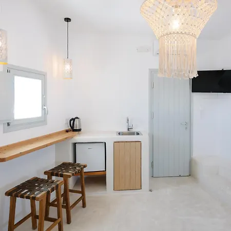 White Loft Ξενοδοχείο *