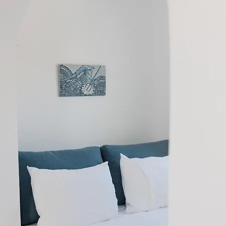 Hotel White Loft *