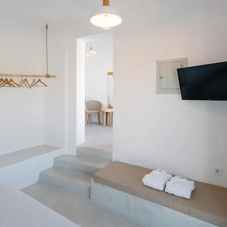 Hotel White Loft *