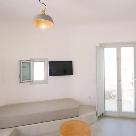 White Loft * Chora (Ios)