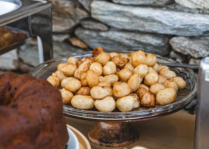 White Loft Szálloda Íosz